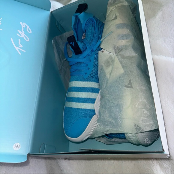 Adidas Trae Young 2 Ice Athletic Basketball Sneakers Sky Blue White UNC H06479 - Picture 7 of 15